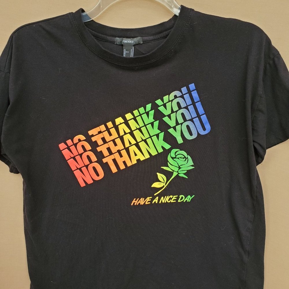 Rainbow shirt with a rose "Have a nice day"